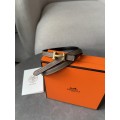 Вишуканий ремінь Hermès Mini Constance H у бежевому з золотом