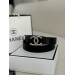 Ремінь Chanel: чорна шкіра та срібна бляха
