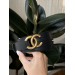 Ремінь Chanel: чорна шкіра та золота бляха
