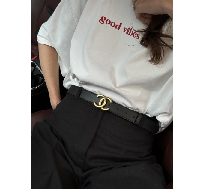 Ремінь Chanel: чорна шкіра та золота бляха