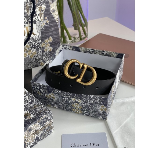 Ремінь Dior Saddle: ультрагладка шкіра та золото