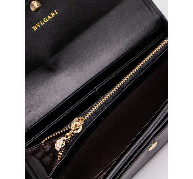 Клатч Bvlgari Serpenti Forever: чорна шкіра та зміїний шик