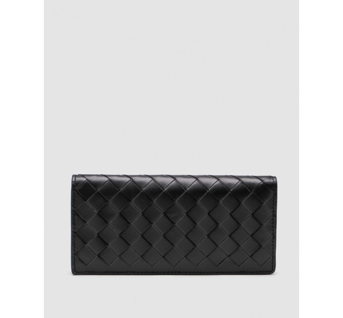 Клатч Bottega Veneta Intrecciato: плетена шкіра та 12 відділень для карток