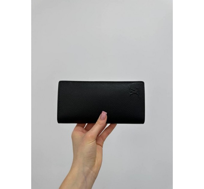 Клатч Louis Vuitton Aerogram Brazza: текстурна шкіра та чорний стиль
