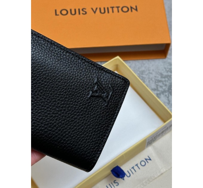 Клатч Louis Vuitton Aerogram Brazza: текстурна шкіра та чорний стиль