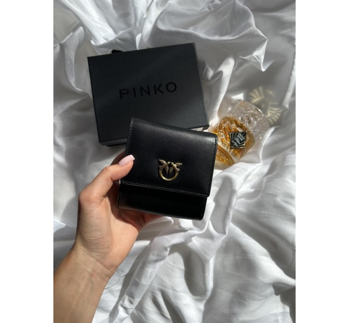 Гаманець Pinko Small: чорна шкіра в компактному форматі