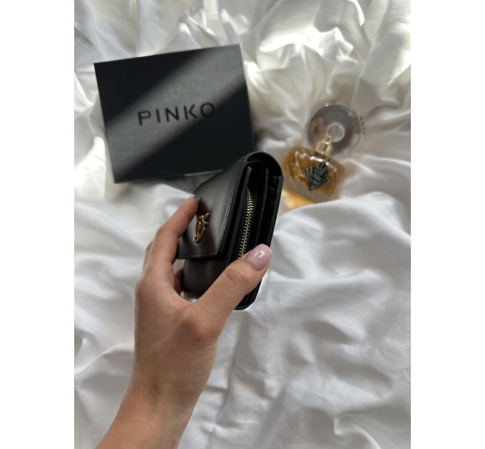 Гаманець Pinko Small: чорна шкіра в компактному форматі