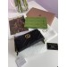 Клатч Gucci GG Marmont: стьобана шкіра Matelassé та золотий логотип