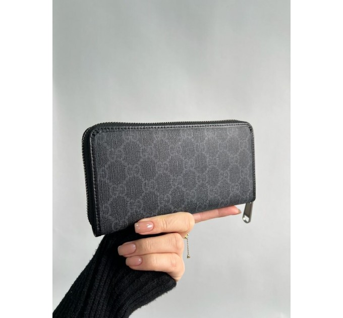 Клатч Gucci Ophidia GG: сіра канва та фірмовий стиль