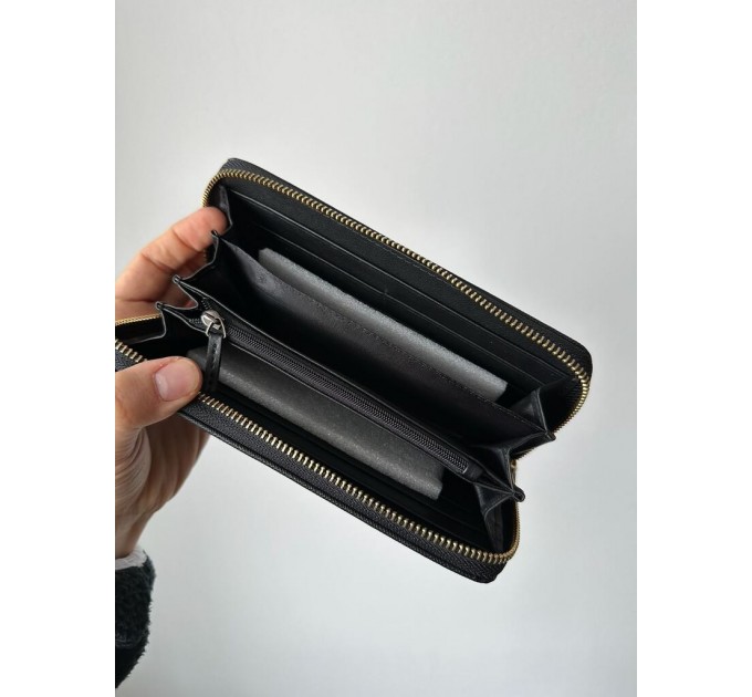 Клатч Prada Round Zippy: текстурна шкіра Nero Black